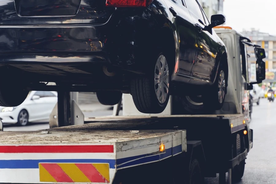 What To Do When Your Car Breaks Down And Needs Towing Stockton, CA